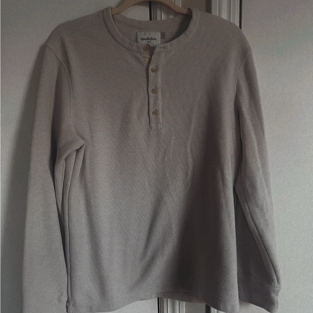 Goodfellow & Co Men's Gray Henley Shirt